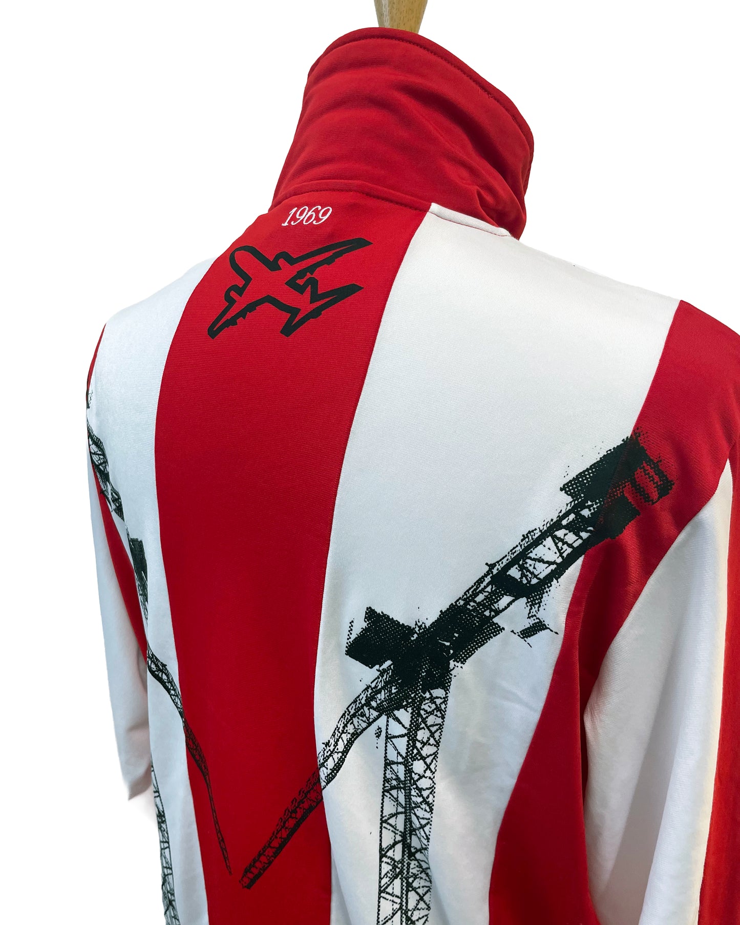 Red and White XL