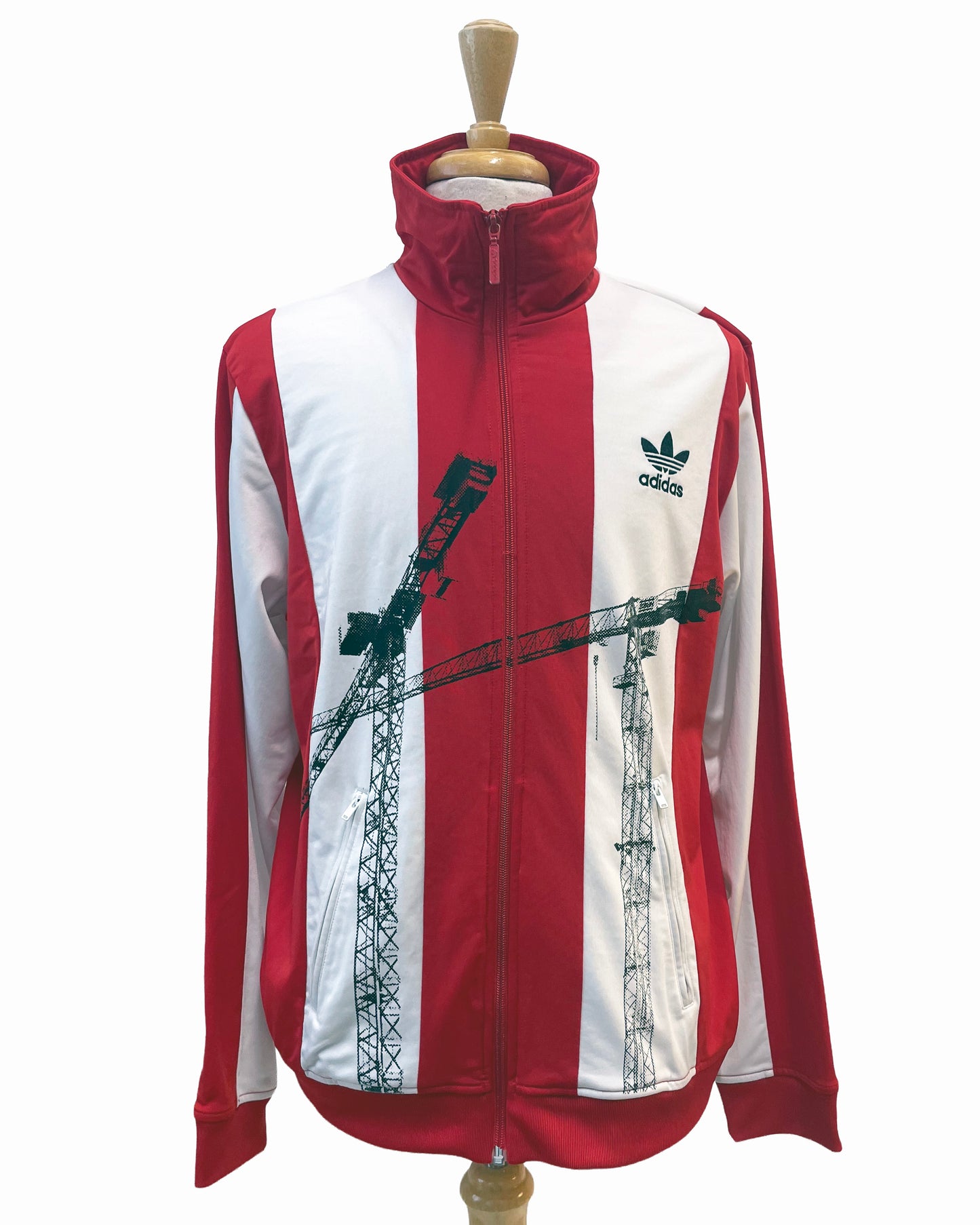 Red and White XL