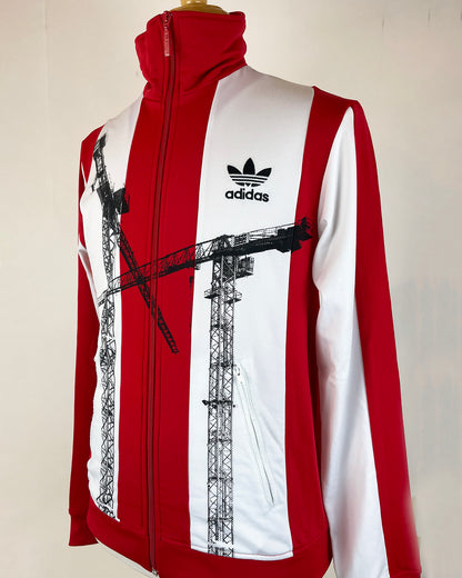 Red and White Medium