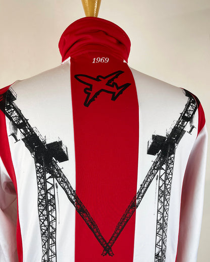 Red and White Medium